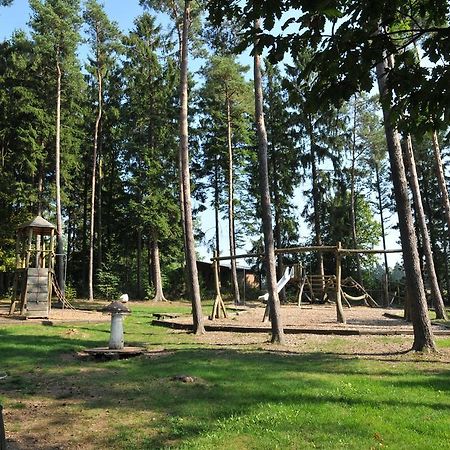 Village De Vacances De Vencimont Vonêche Kültér fotó