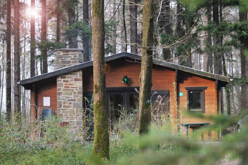 Village De Vacances De Vencimont Vonêche Kültér fotó