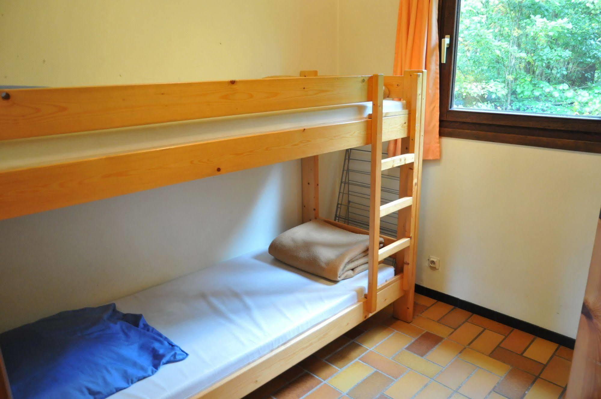 Village De Vacances De Vencimont Vonêche Kültér fotó