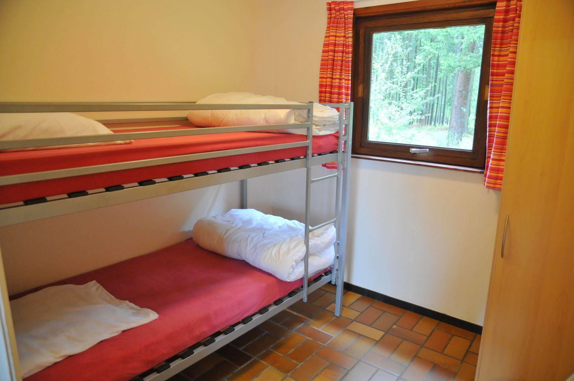 Village De Vacances De Vencimont Vonêche Kültér fotó