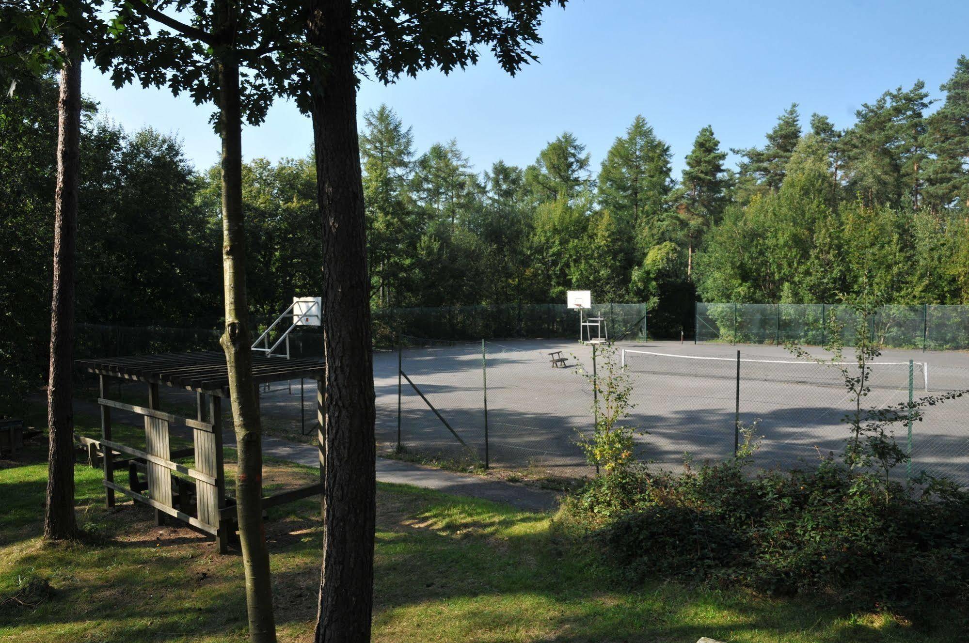 Village De Vacances De Vencimont Vonêche Kültér fotó
